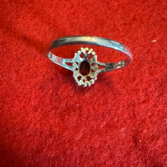 🌹 VINTAGE 925 Sterling Silver Ring Deep Red Garnet Halo Sz 10 - Picture 4 of 7